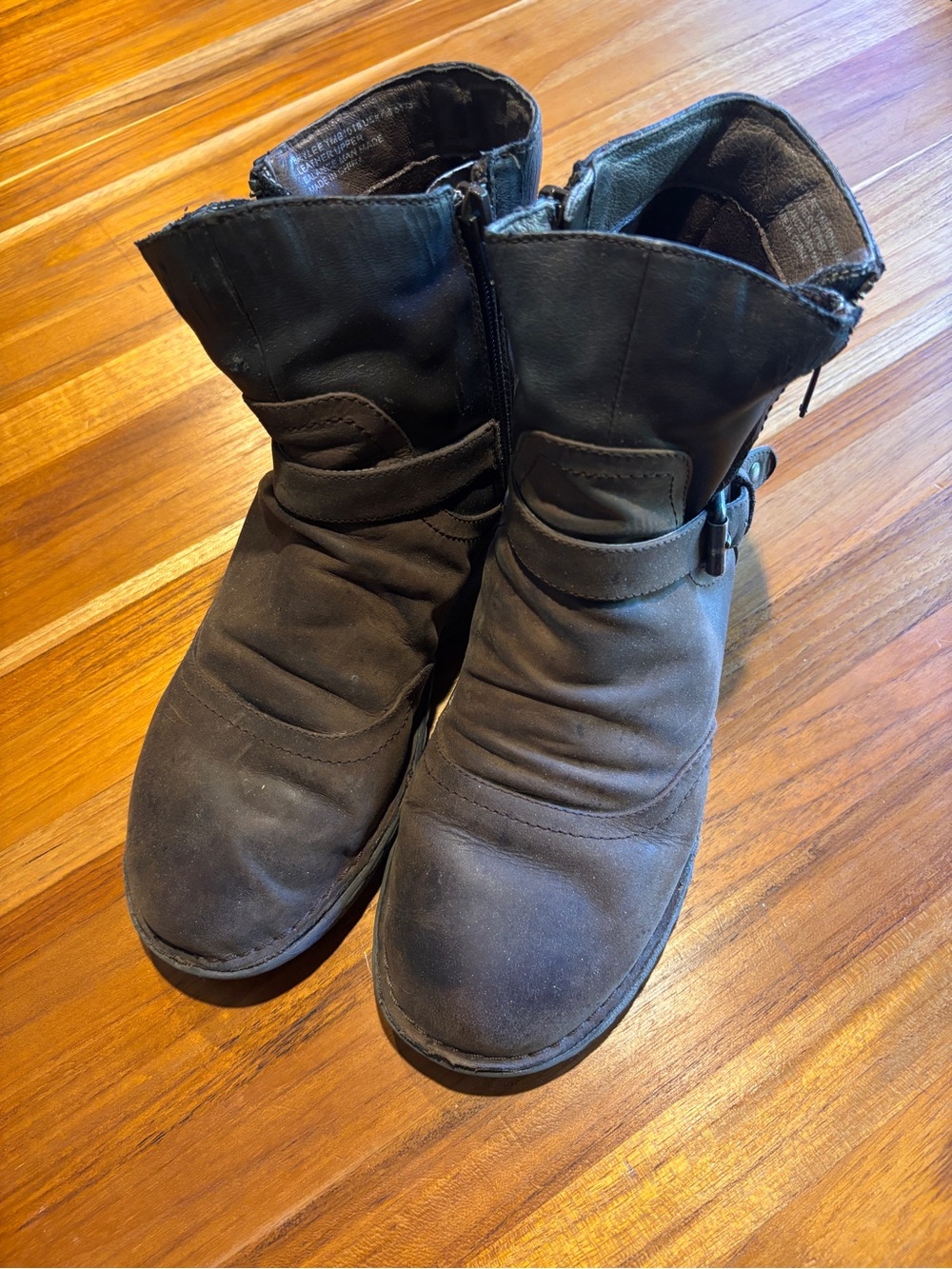 Tara M Women's Casual Ankle Boots in Dark Brown 7.5 booties